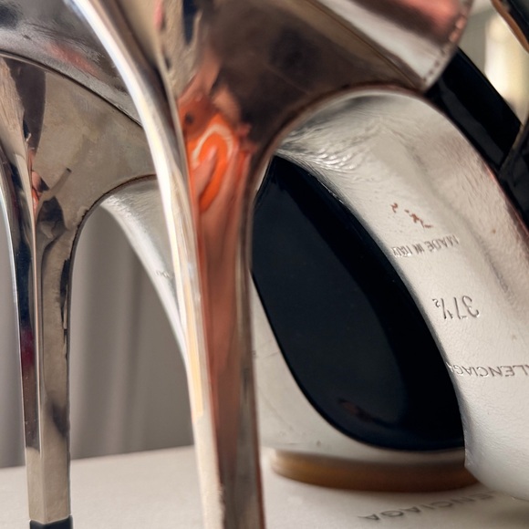 Balenciaga scarpa  Black and Silver Patent Pointed-Toe Stiletto Pumps 37 1/2 - Picture 7 of 9